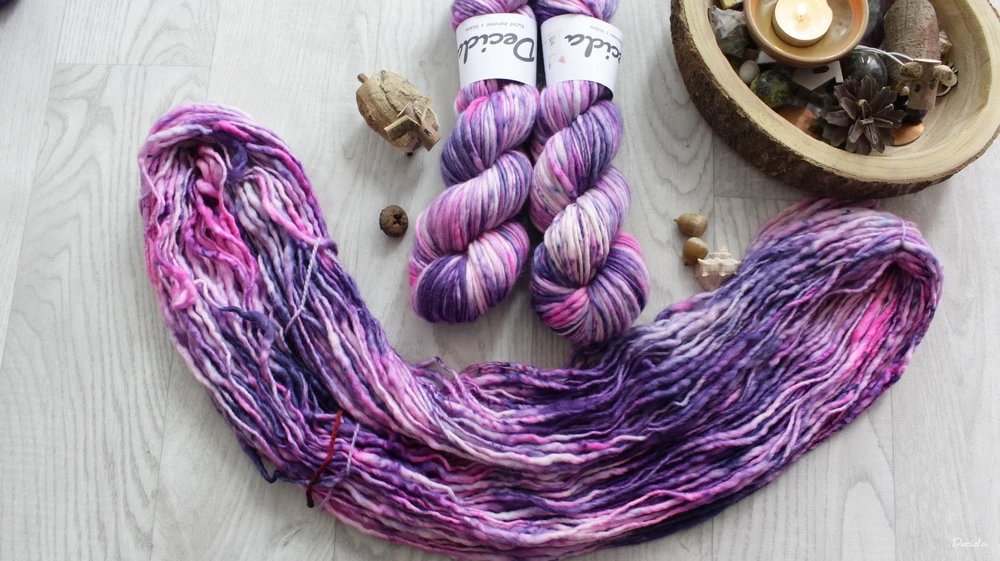 "Nola" extra MERINO Thick and Thin 100m