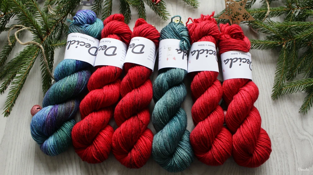 "Červená - ťupky" - Merino sw/polyamid 4,5mm