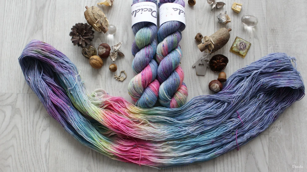 "Jaleo" - 85% merino sw a 15% donegal nopky barevné