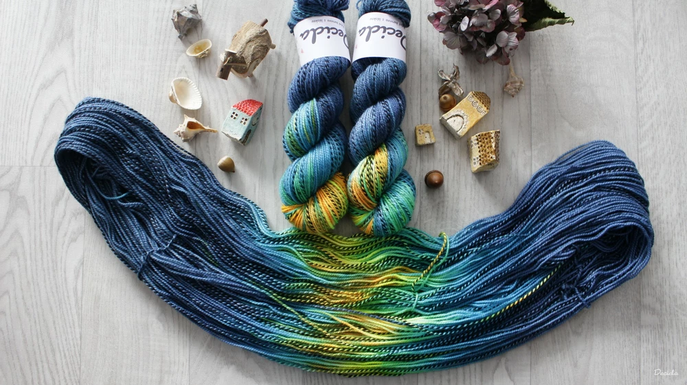 "Danube" - ZEBRA Merino sw/nylon 225m/100g