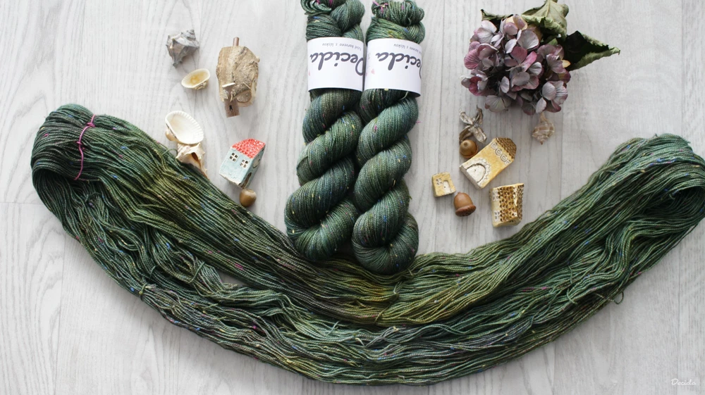 "Isar" -  85% merino sw a 15% donegal nopky barevné