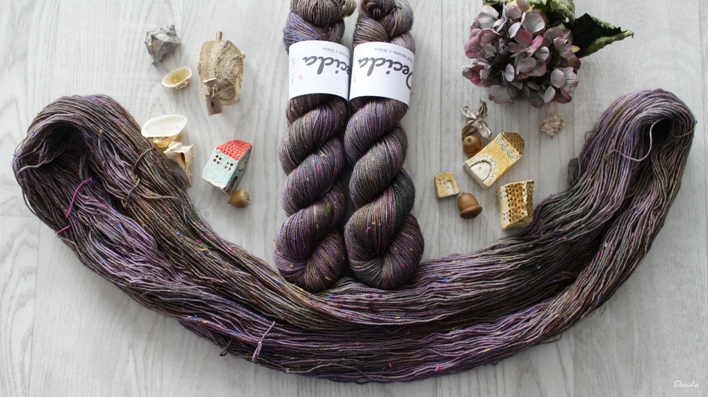 "Caravan" - 85% merino sw a 15% donegal nopky barevné