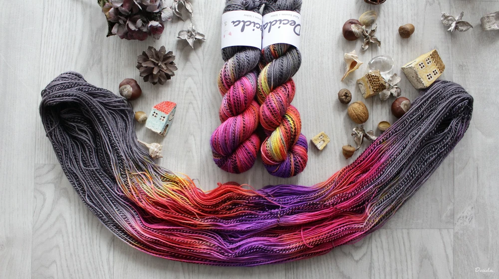 "Extravagance" - ZEBRA Merino sw/nylon 400m/100g