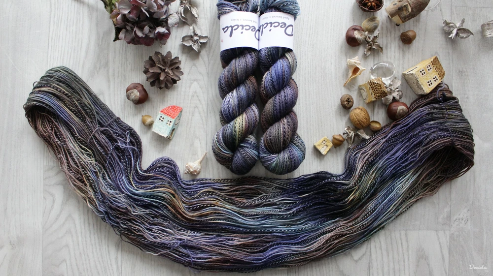 "Quiet treasure"- ZEBRA Merino sw/nylon 400m/100g