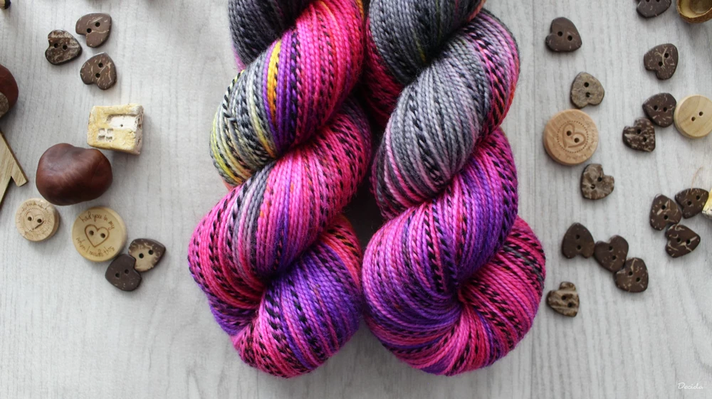 "Extravagance 2" - ZEBRA Merino sw/nylon 400m/100g