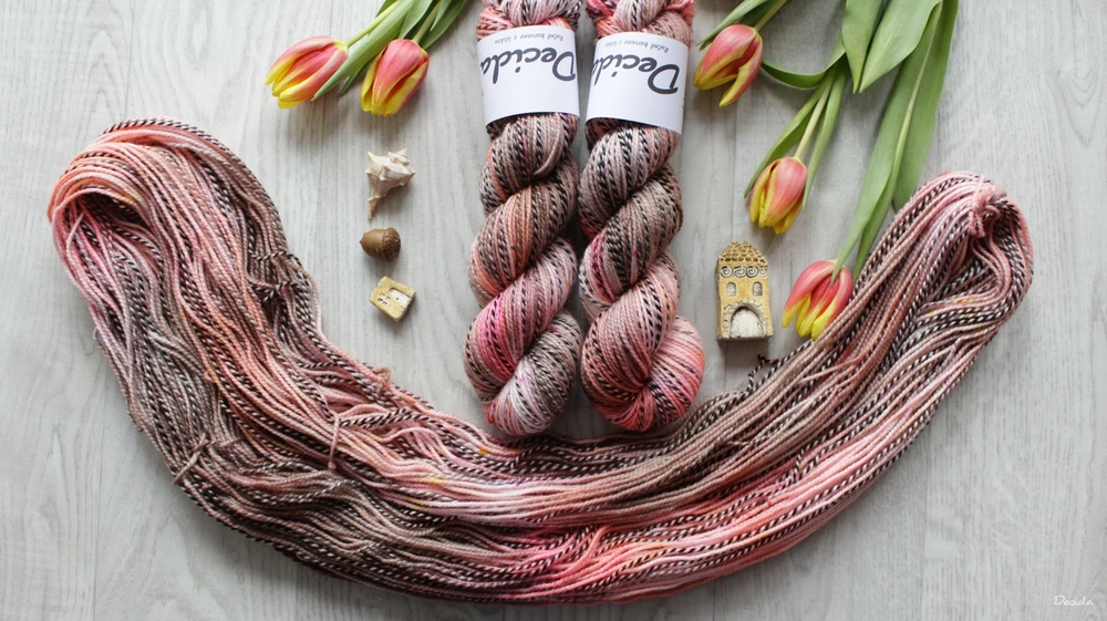 "Closure" - ZEBRA Merino sw/nylon 225m/100g