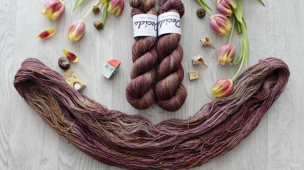 "Magony" -  85% merino sw a 15% donegal nopky barevné
