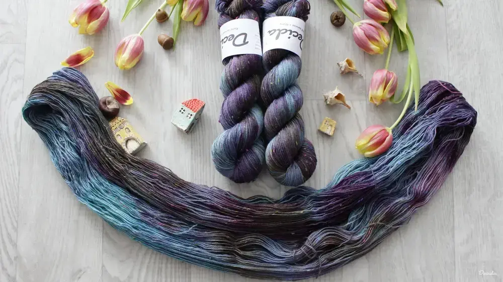 "Air" -  85% merino sw a 15% donegal nopky barevné