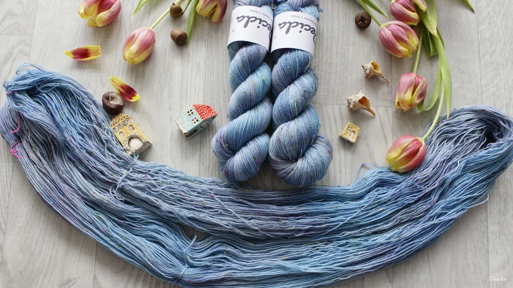 "Pacific" -  85% merino sw a 15% donegal nopky barevné