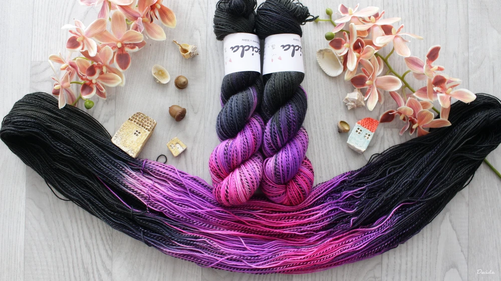"Hot Extravagance 2" - ZEBRA Merino sw/nylon 400m/100g