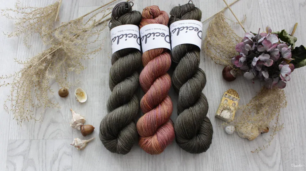 "Khaki" - 70%merino/10%kašmír/20%hedvábí 400m