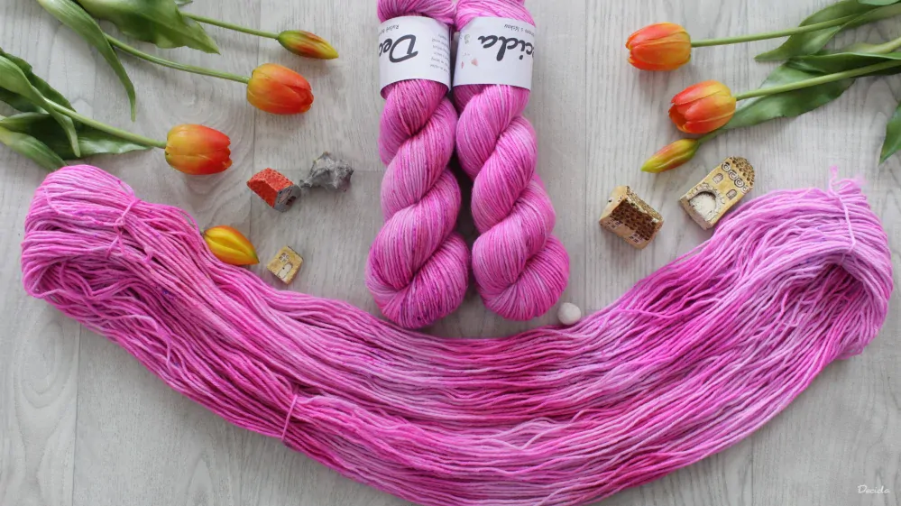 "Hot Pink" - Merino sw/polyamid 270m/100g