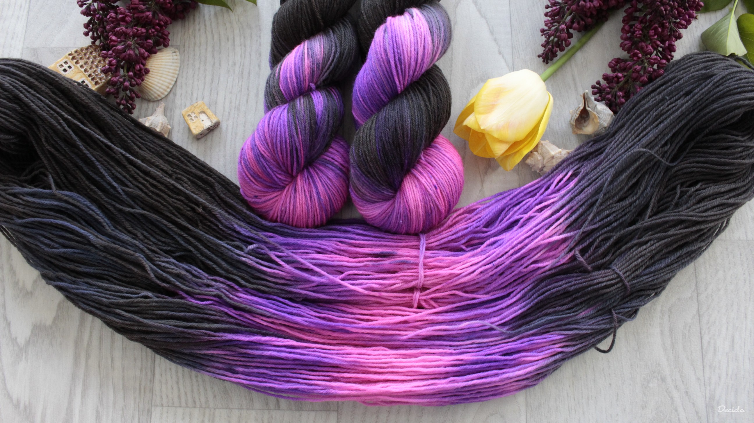 "Hot Extravagance 2" - EXTRA Merino sw/polyamid 365m/100g