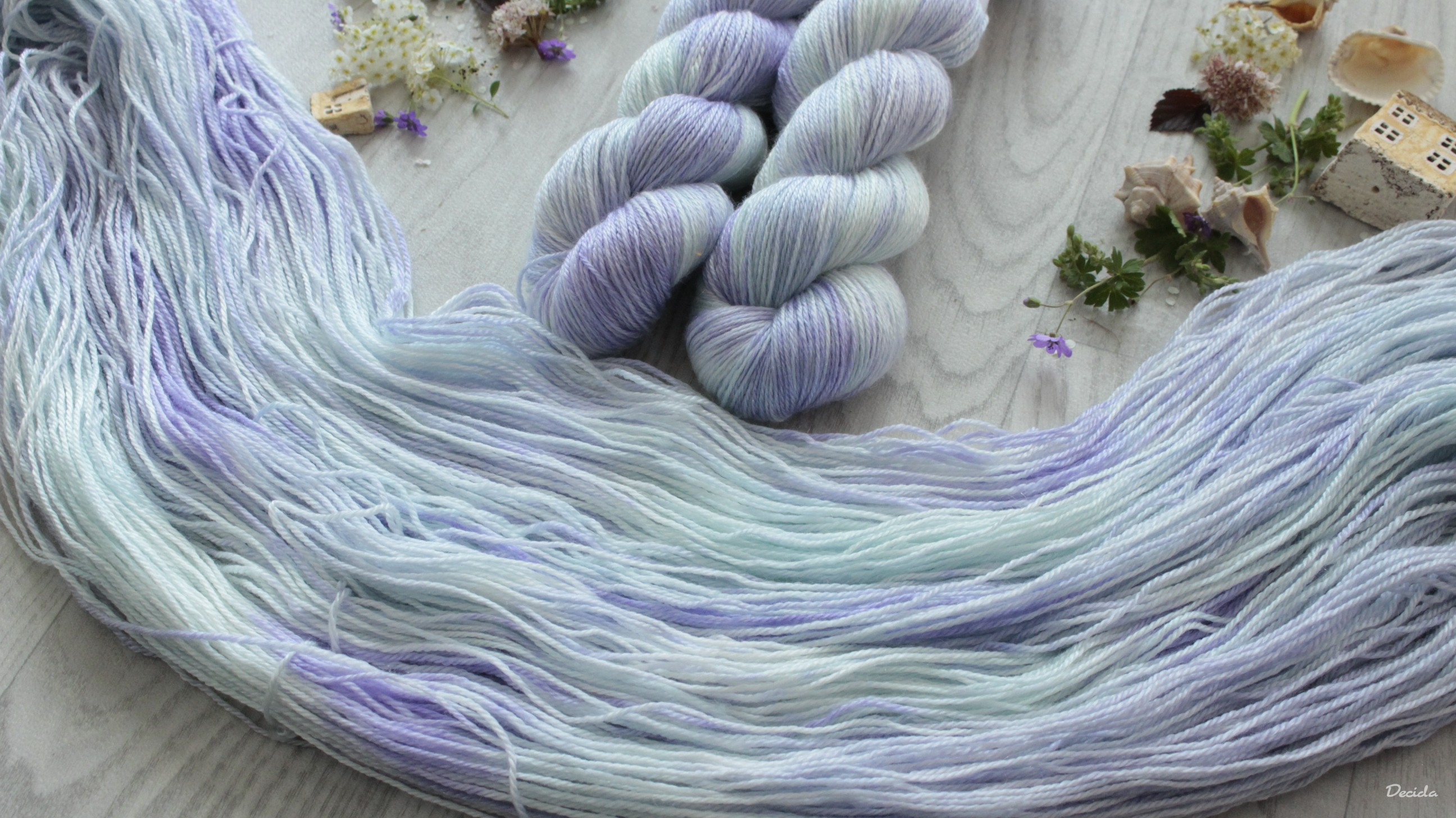 "Breeze" 50% Merino sw/50% tencel 333m