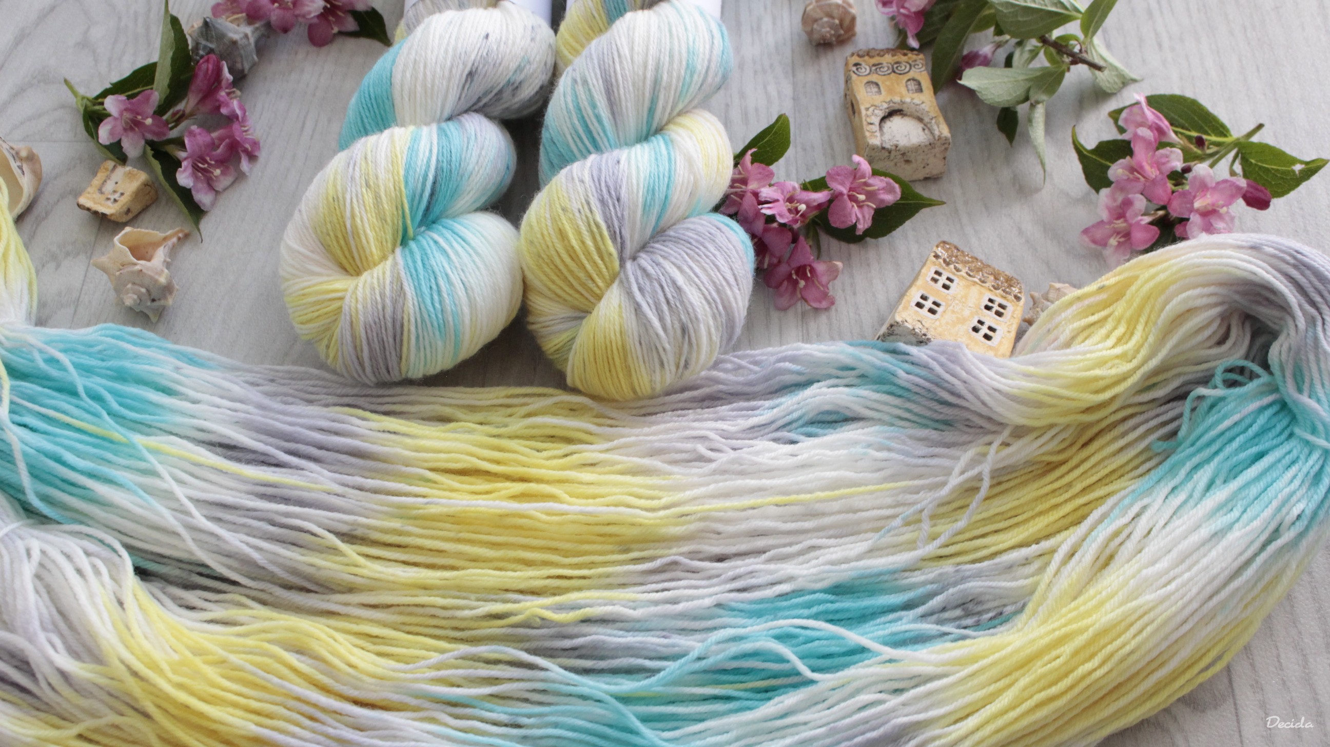 "Mood" - EXTRA Merino sw/polyamid 365m/100g