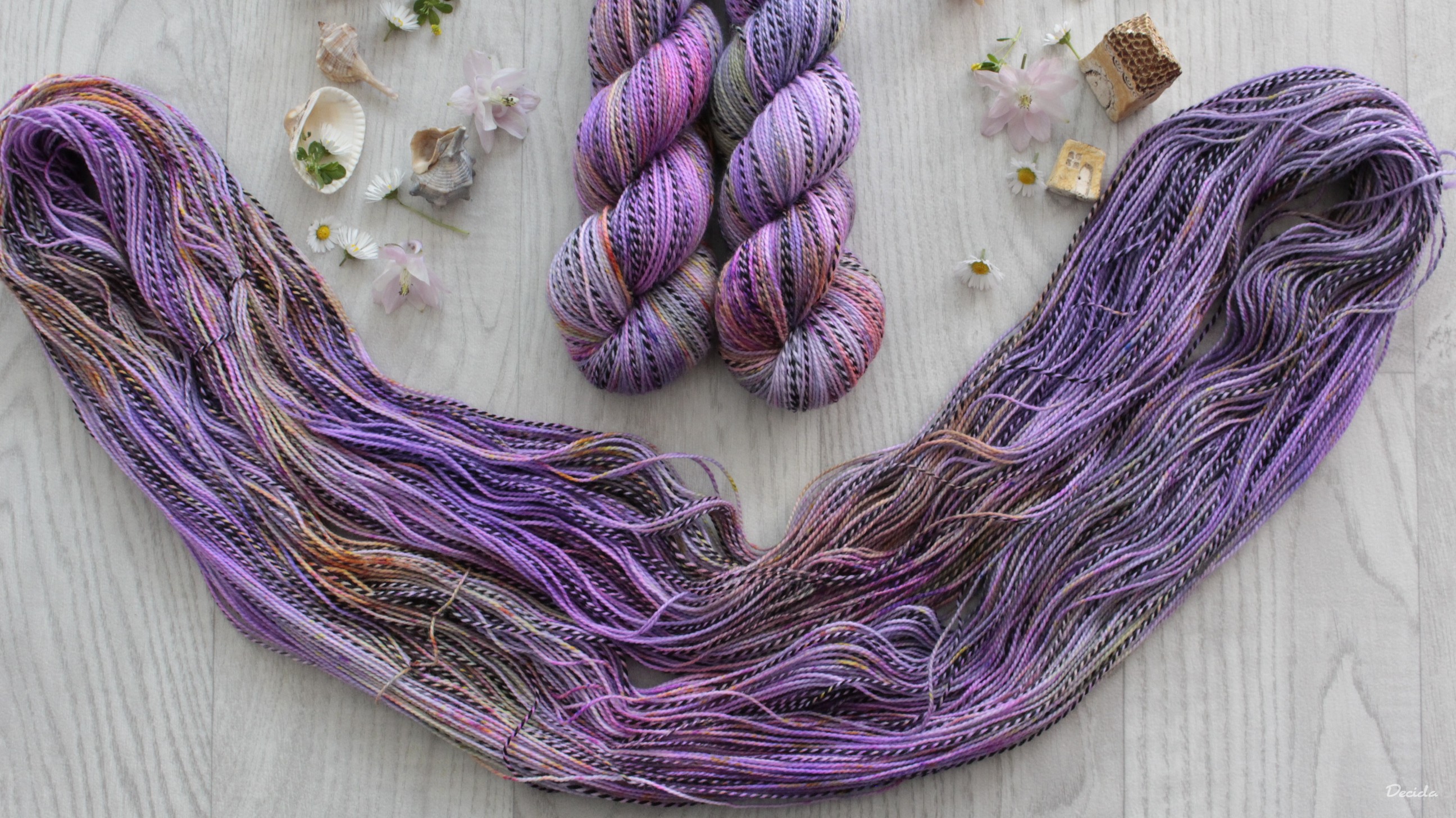 "Iolanda" - ZEBRA Merino sw/nylon 400m/100g