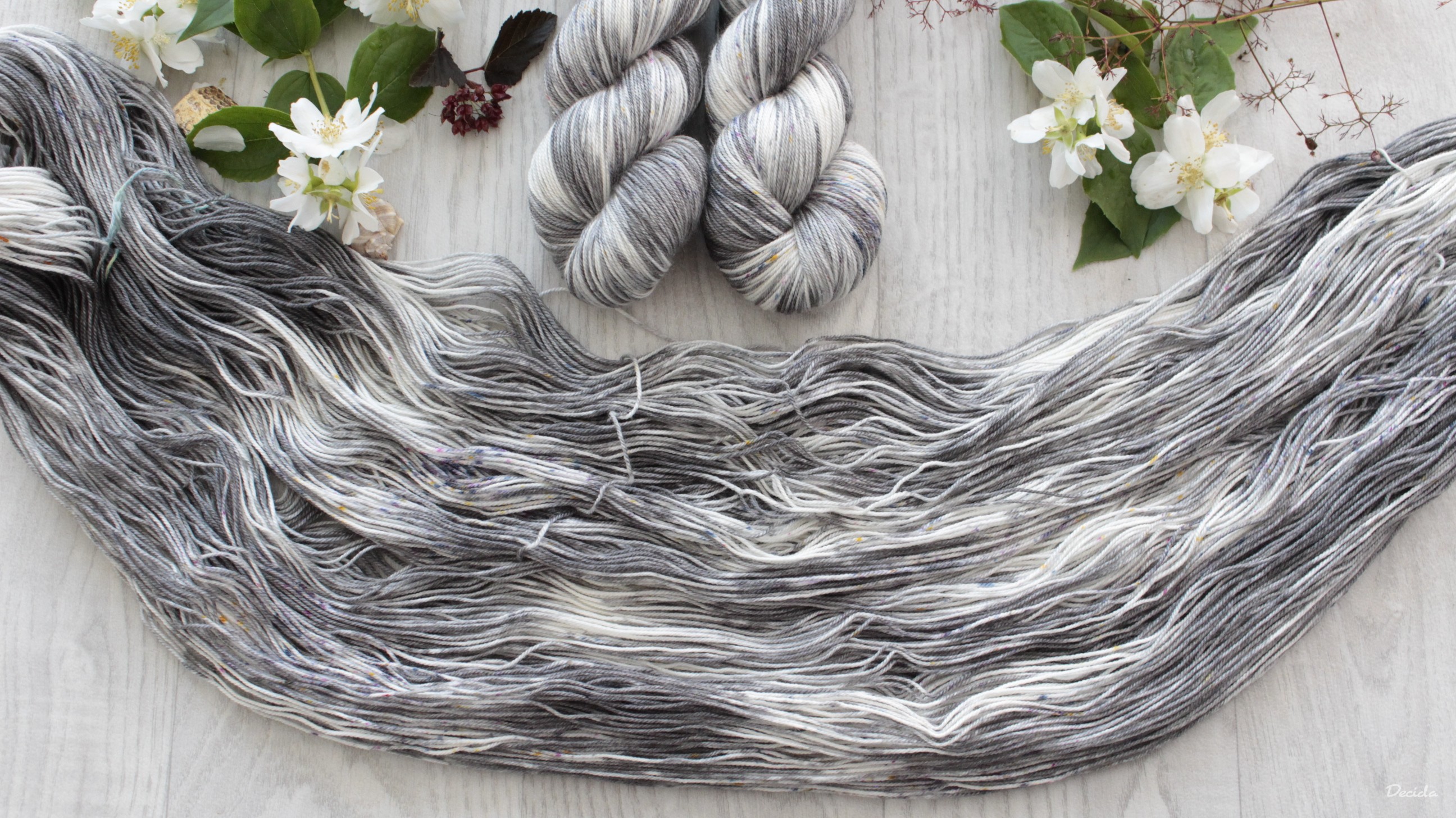 "Spiral" - 70%merino/10%kašmír/20%hedvábí 400m