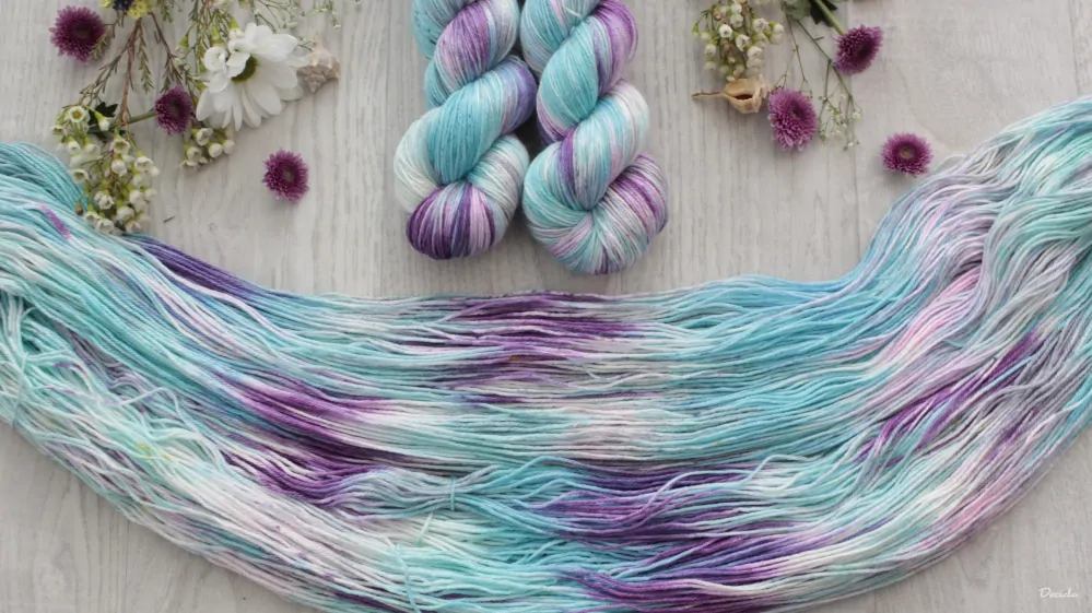 "Wid Flowers" - merino sw/hedvábí 50/50 400m