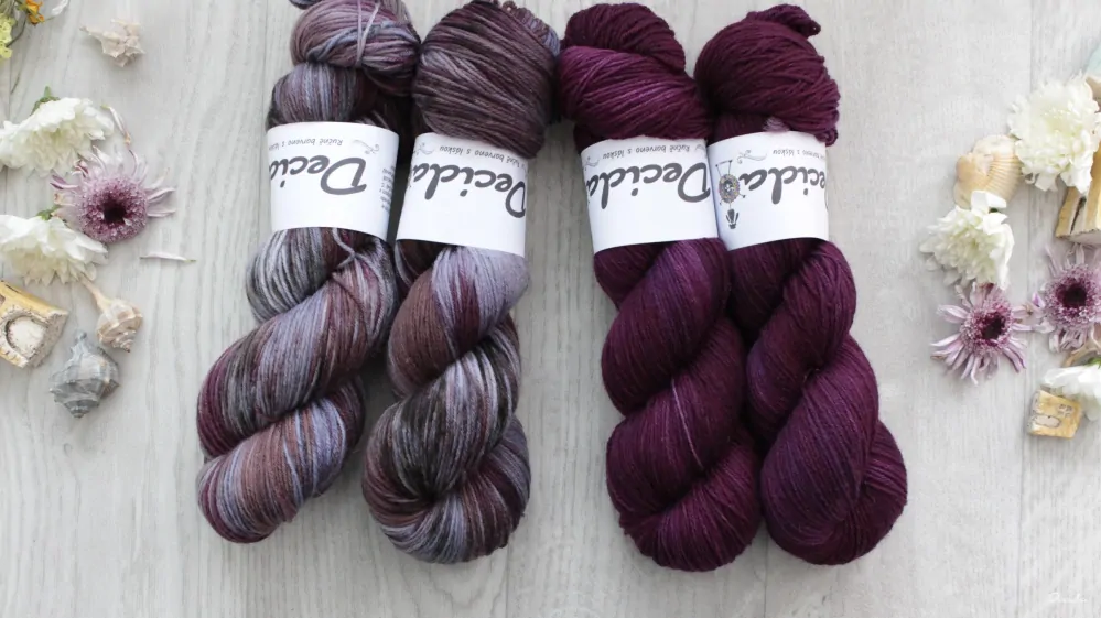 "Burgundy" - EXTRA Merino sw/polyamid 365m/100g