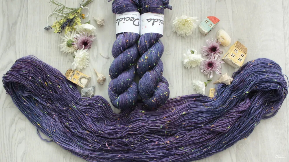 "Violet dream"" - merino a Donegal neps 400m