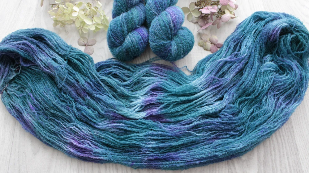 "Copacabana" - merino sw Boucle 450m/100g