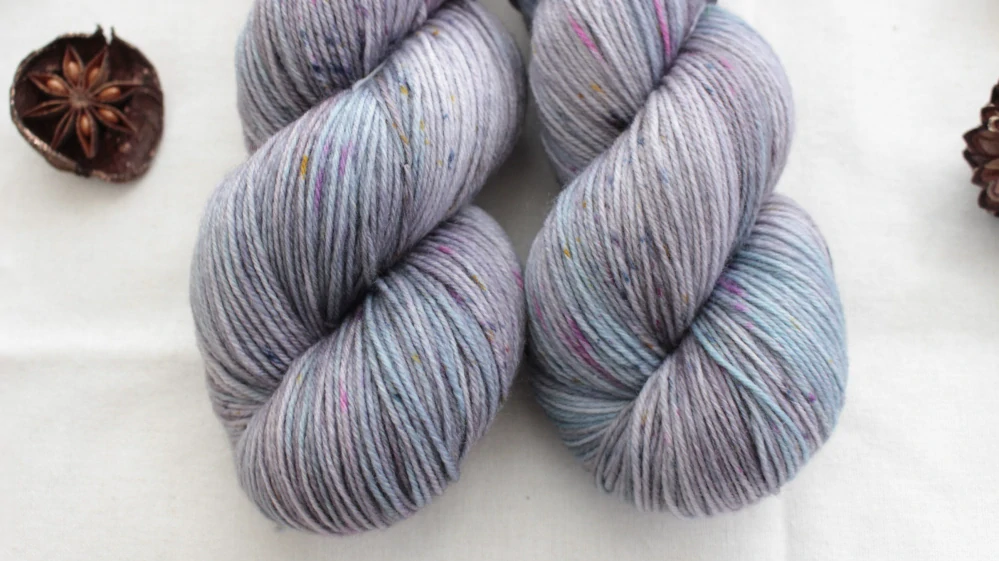 "Aire"  EXTRA Merino sw/polyamid 365m/100g