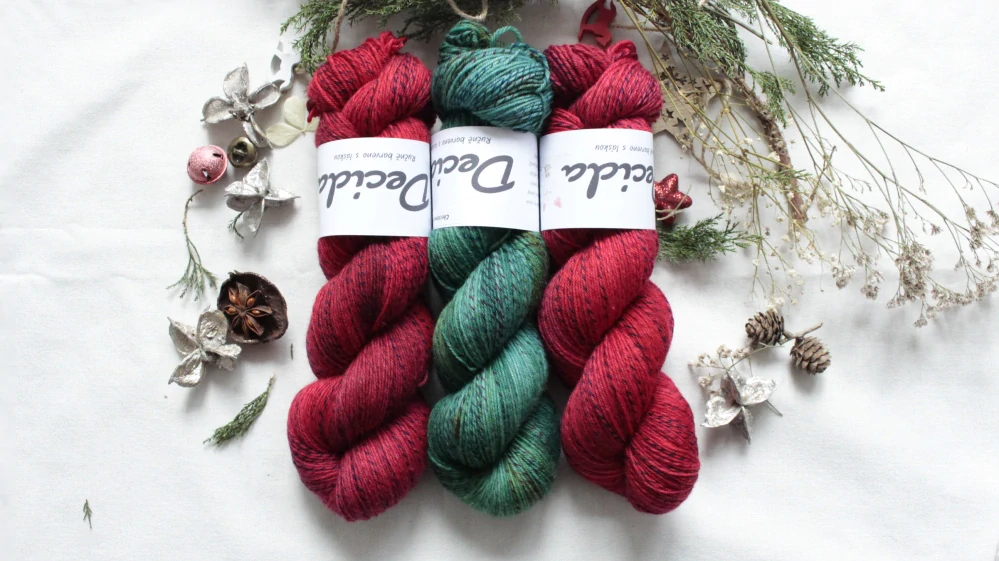 "Christmas Red" EXTRA Merino sw/polyamid 365m/100g Party