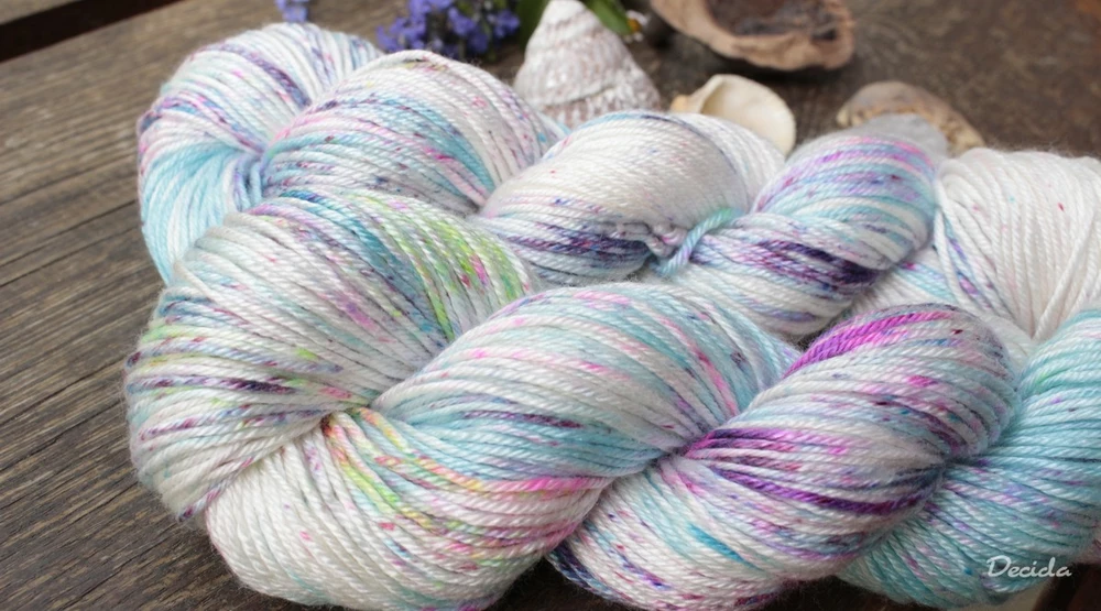 "Ofrkaná" - 212m/100g merino/hedvábí 50/50