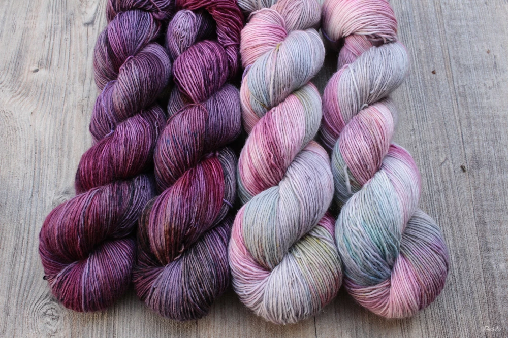 "Mysterious purple" -  Single MERINO 366m