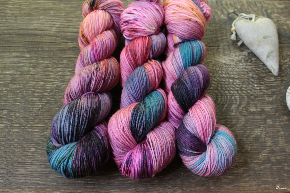 "Happy" - EXTRA Merino sw/polyamid 365m/100g