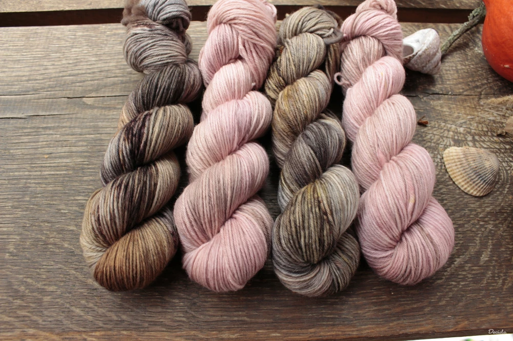 "Powder pink" -  Merino sw/polyamid 270m/100g