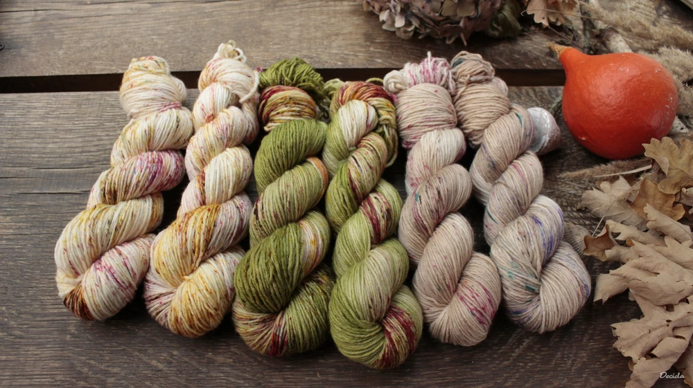 "Speckled beige" - Merino sw/polyamid 270m/100g