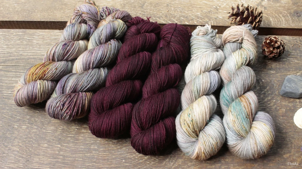 "Hot Burgundy" - EXTRA Merino sw/polyamid 365m/100g