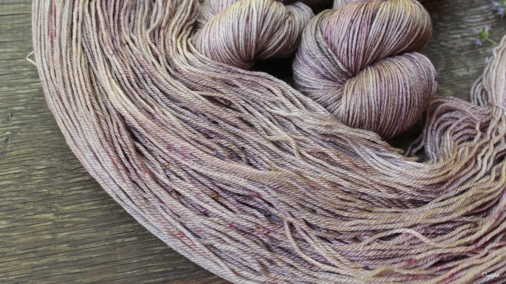 "Dried flowers" merino/hedvábí 50/50 400m 