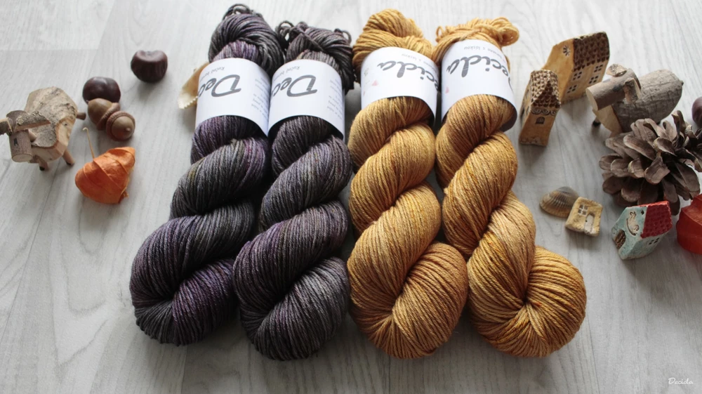 "Tmavé perly" Merino/hedvábí 4mm
