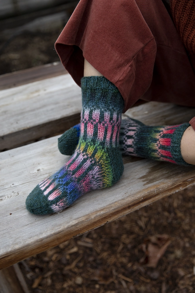 52 Weeks of Socks 2. díl - nakladatelství Laine