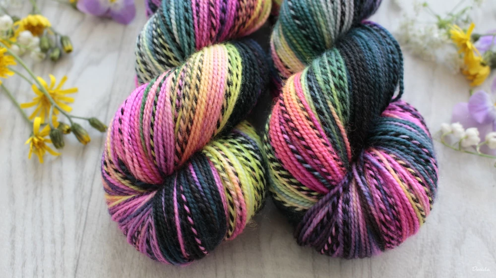 "Colibria" - ZEBRA Merino sw/nylon 365m/100g