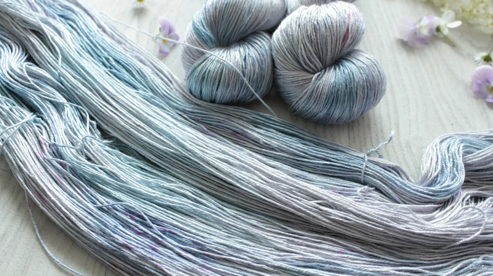 "Grey Light" 100% pravé hedvábí 400m