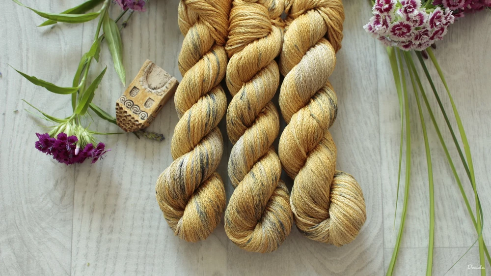 "Golden bridge" 100% pravé hedvábí 50g