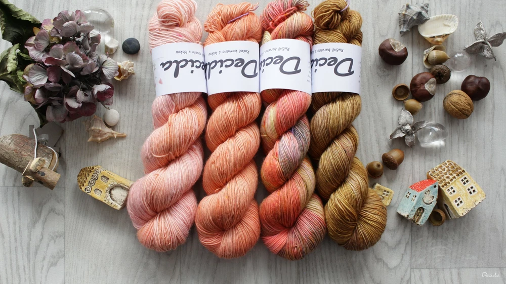 "Soft Salmon" -  Single MERINO 366m