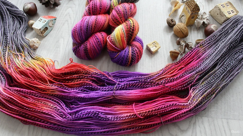 "Extravagance" - ZEBRA Merino sw/nylon 400m/100g