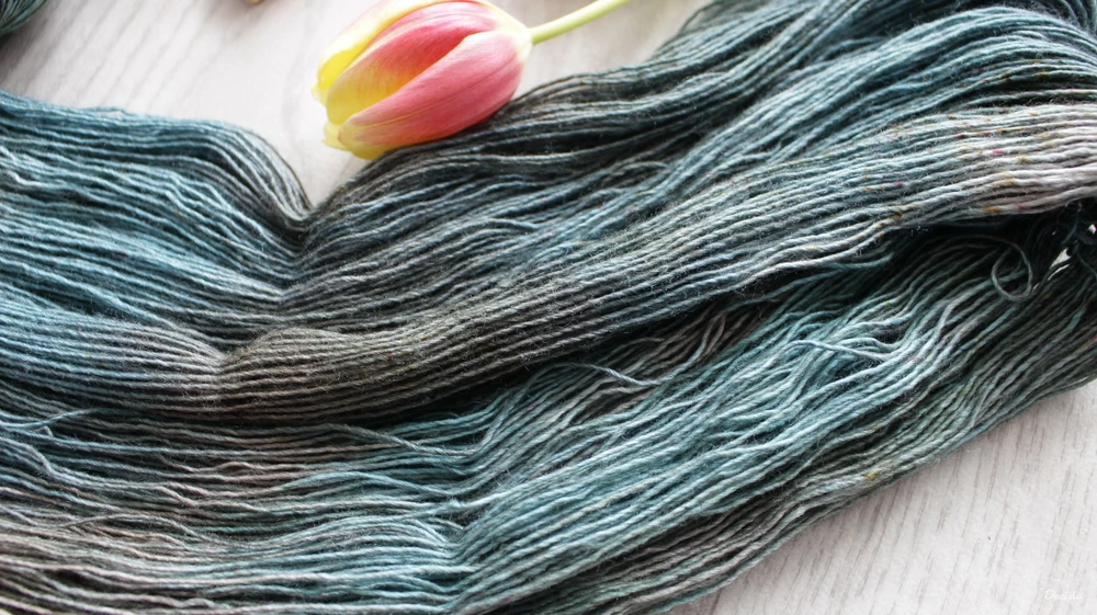 "Dump" 120g -  65%merino 20%hedvábí a 15% yak