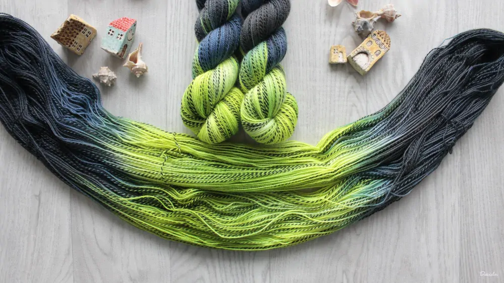 "Legion" - ZEBRA Merino sw/nylon 400m/100g