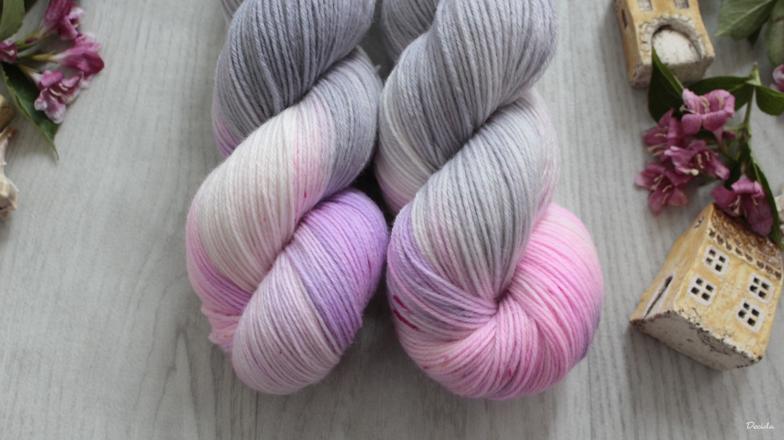 "Flavia" - EXTRA Merino sw/polyamid 365m/100g