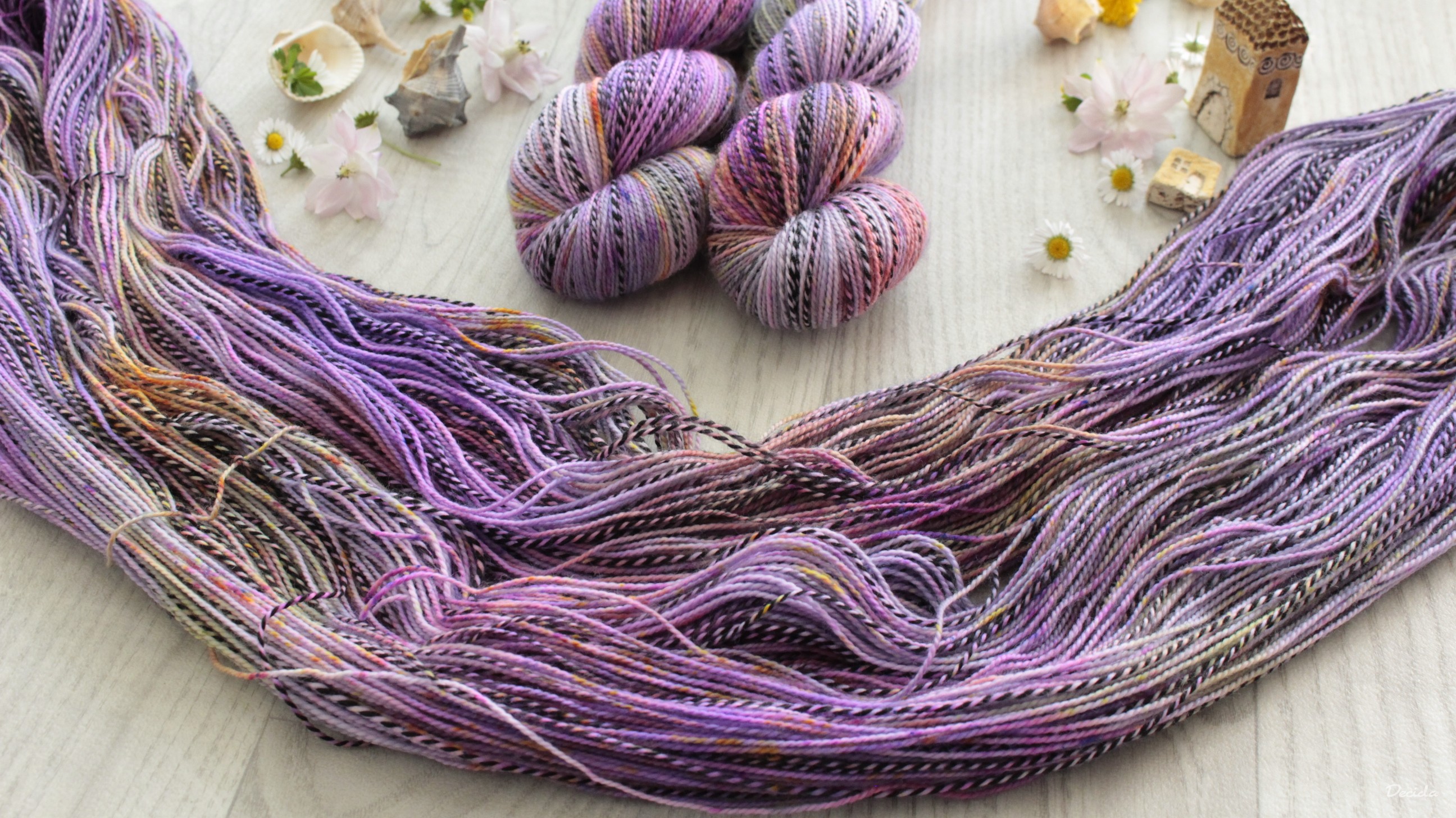 "Iolanda" - ZEBRA Merino sw/nylon 400m/100g