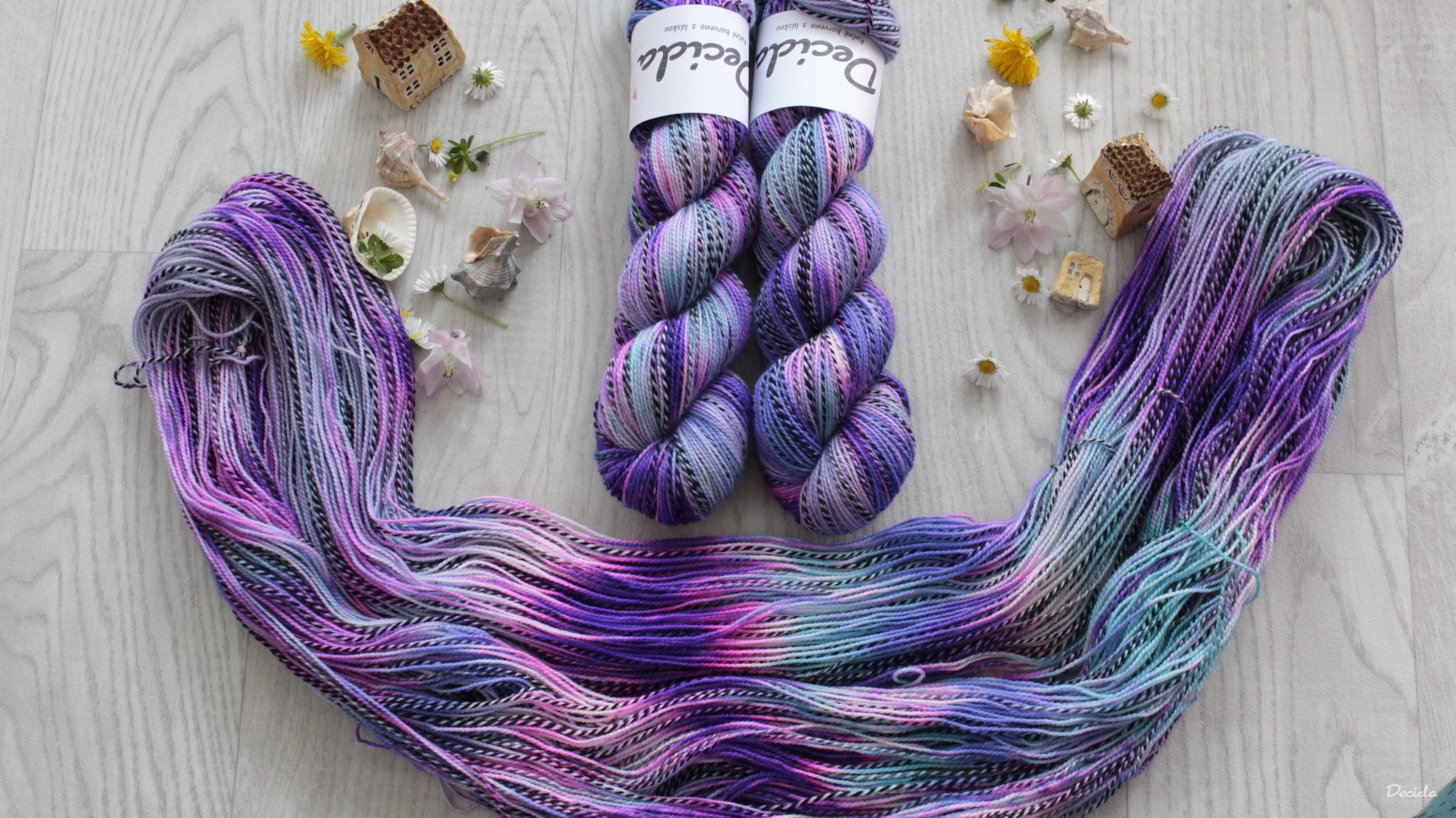 "Pod mořskou hladinou" - ZEBRA Merino sw/nylon 400m/100g