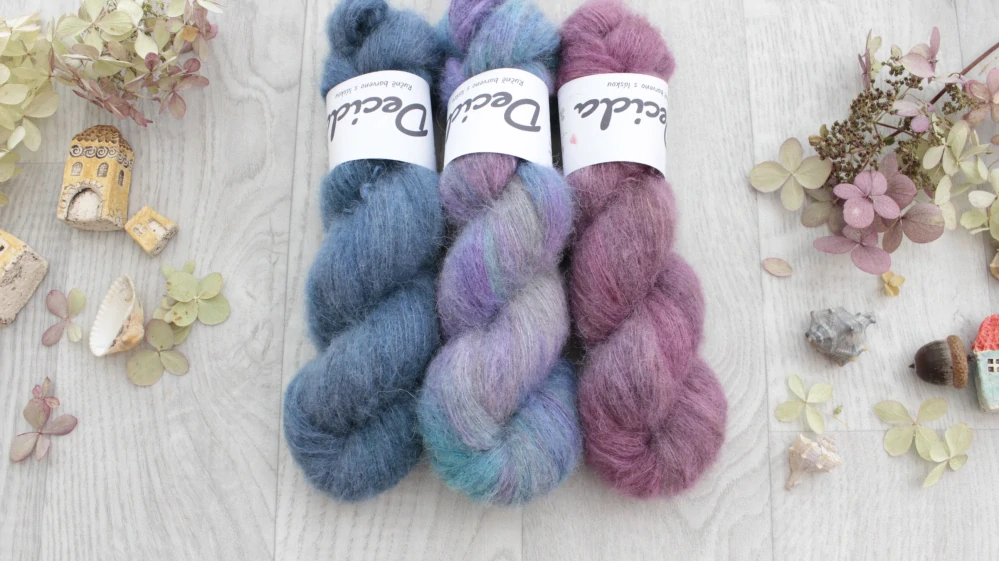 "Panta" -  42%  baby alpaka 13% merino 10 % yak 35% hedvábí 50g