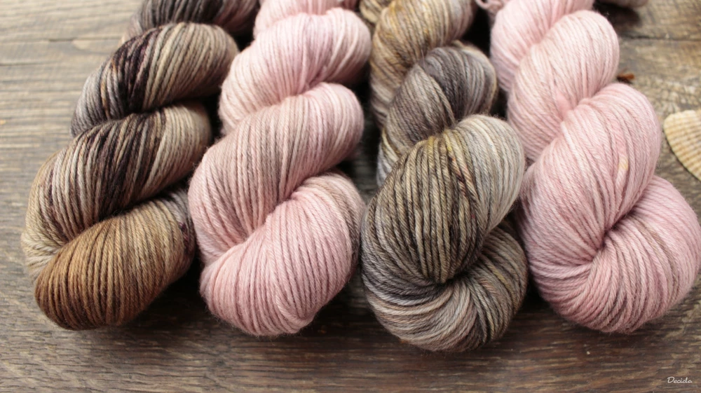 "Powder pink" -  Merino sw/polyamid 270m/100g