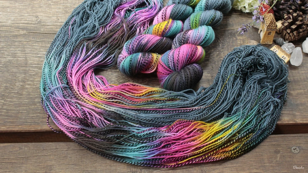 "Party" - ZEBRA Merino sw/nylon 365m/100g