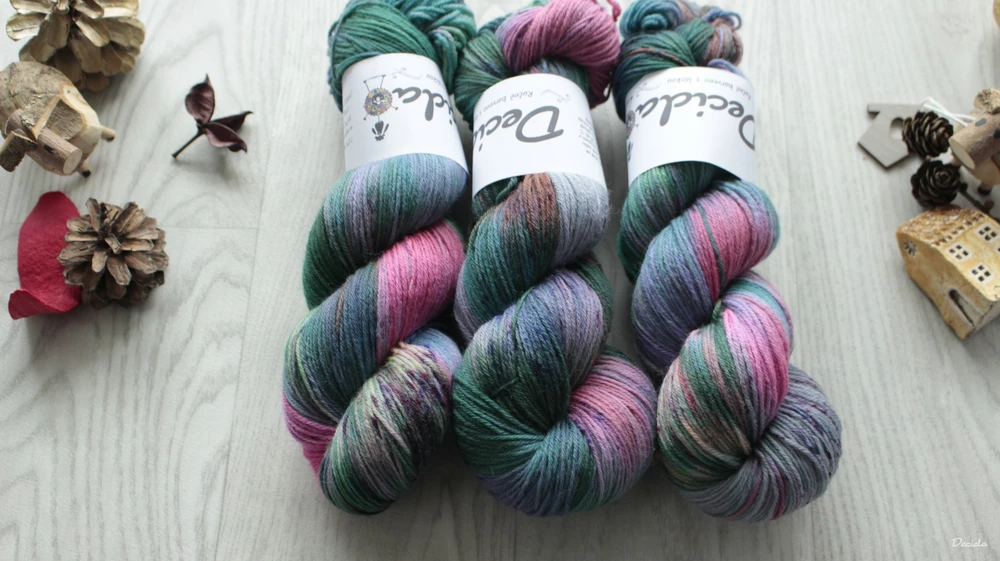 "Marea" - EXTRA Merino sw/polyamid 365m/100g